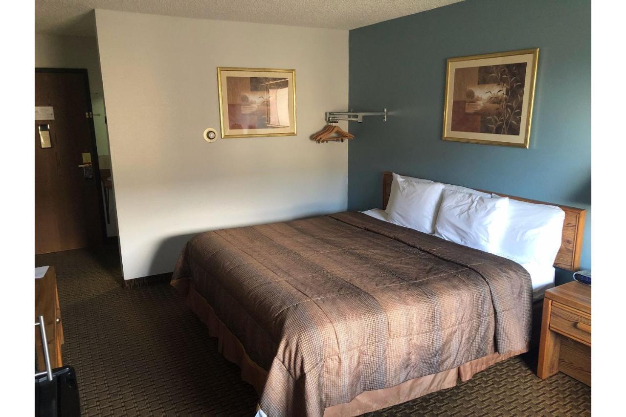 Oyo Hotel Glendive - Yellowstone River Экстерьер фото