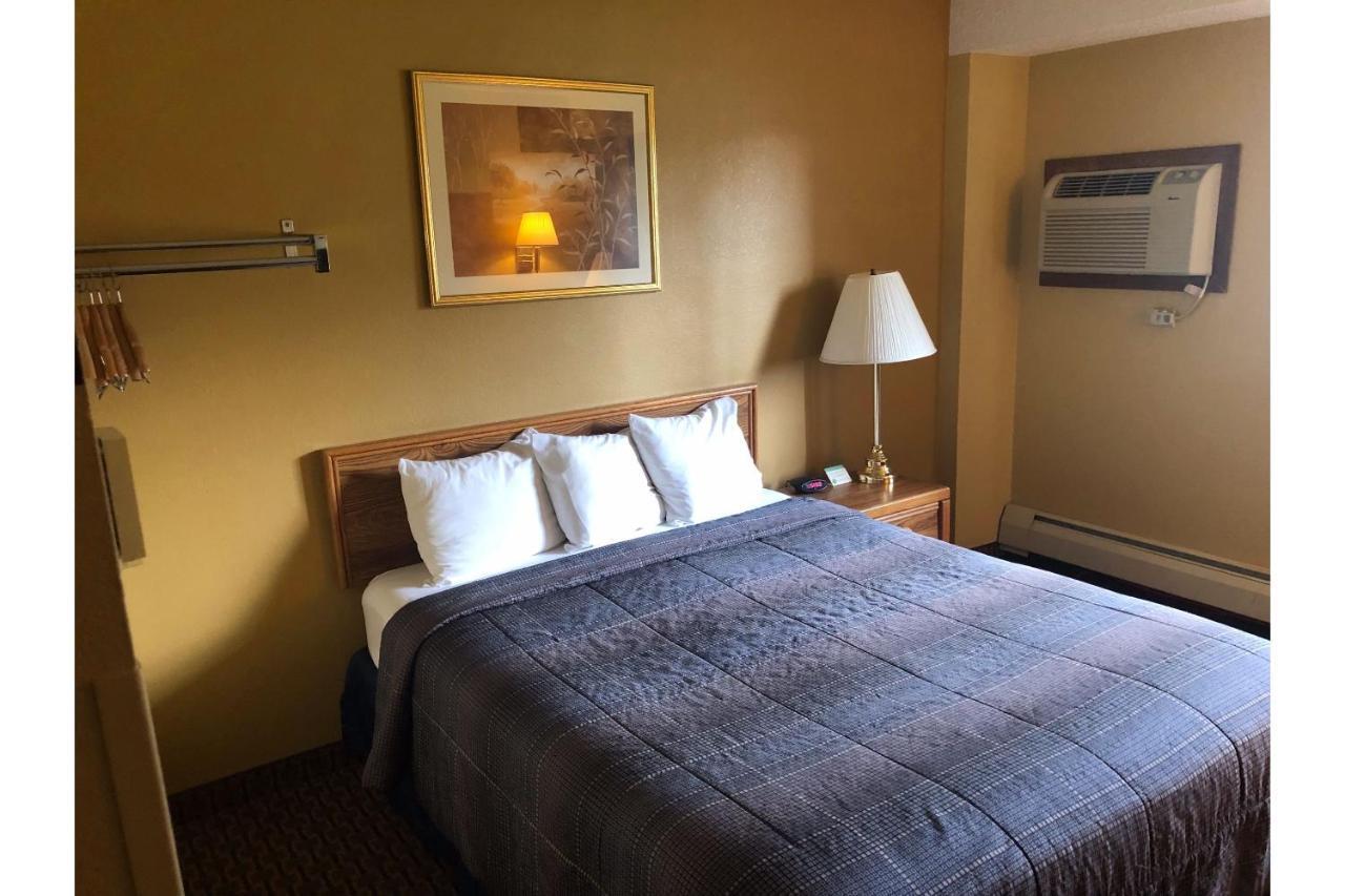 Oyo Hotel Glendive - Yellowstone River Экстерьер фото