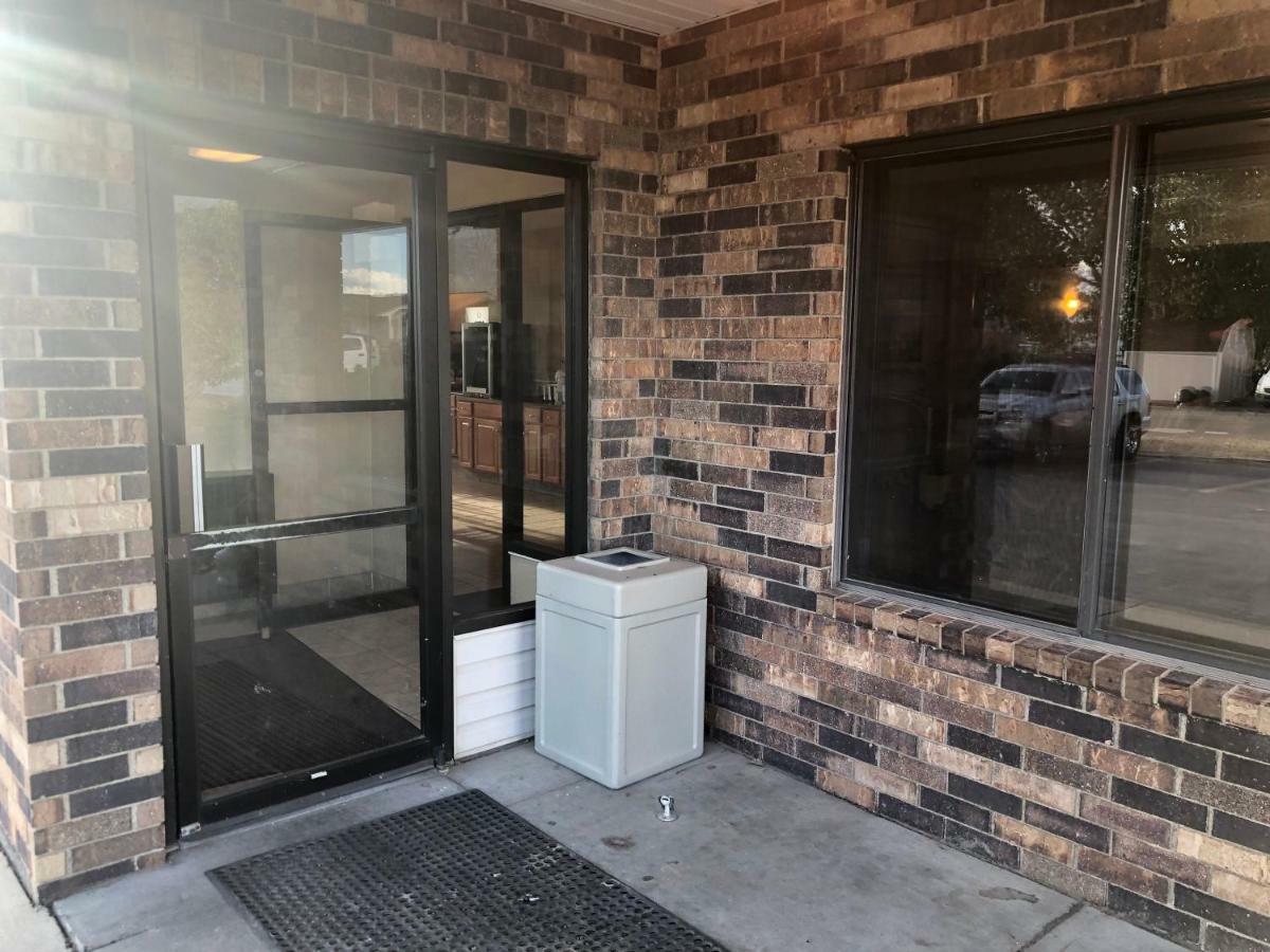 Oyo Hotel Glendive - Yellowstone River Экстерьер фото