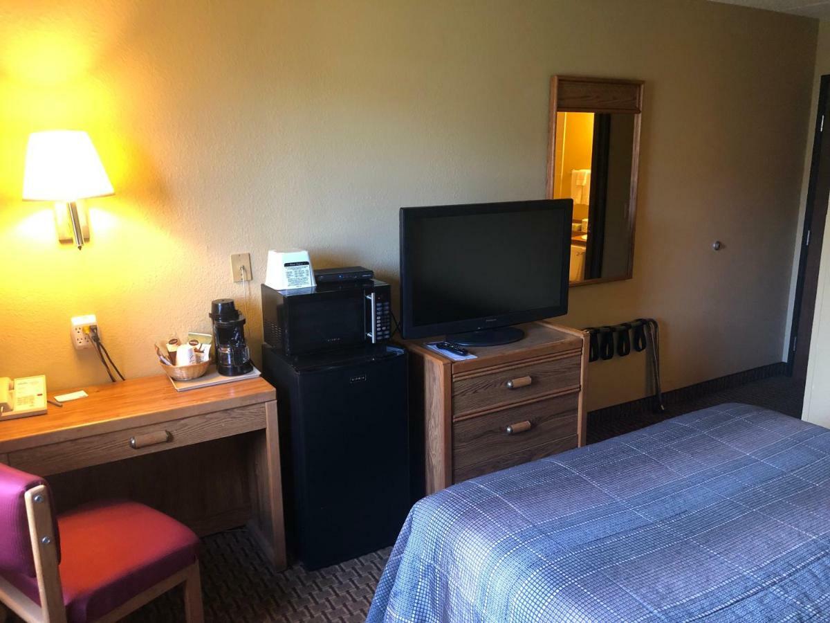 Oyo Hotel Glendive - Yellowstone River Экстерьер фото